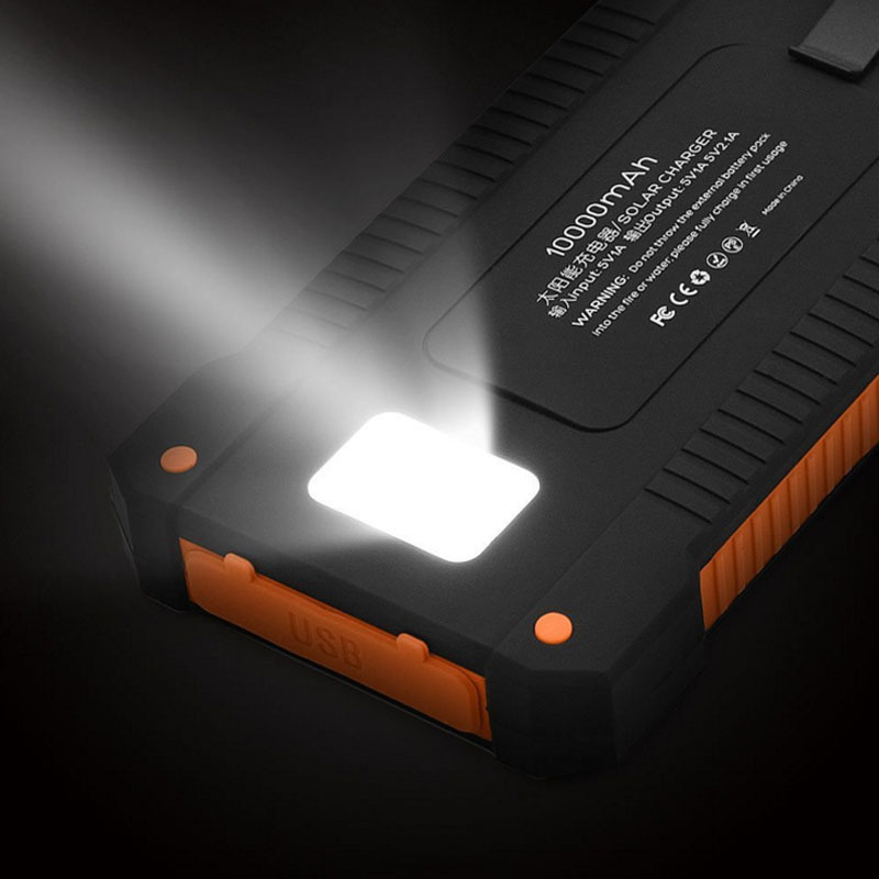 Power Bank Solare Lenovo 50000 - Solar Emergency Charger recensione e prezzo